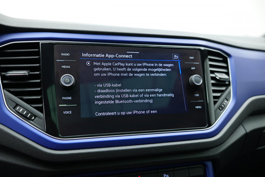 Volkswagen T-Roc 2.0 TSI 4Motion R |Pano|Akra|Dodehoek|Beats|Leder|