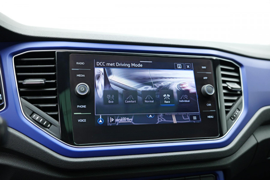 Volkswagen T-Roc 2.0 TSI 4Motion R |Pano|Akra|Dodehoek|Beats|Leder|