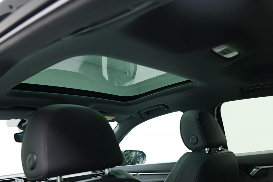 Audi Q3 Sportback 45 TFSI e 3x S-Line |Pano|Camera|Dodehoek|