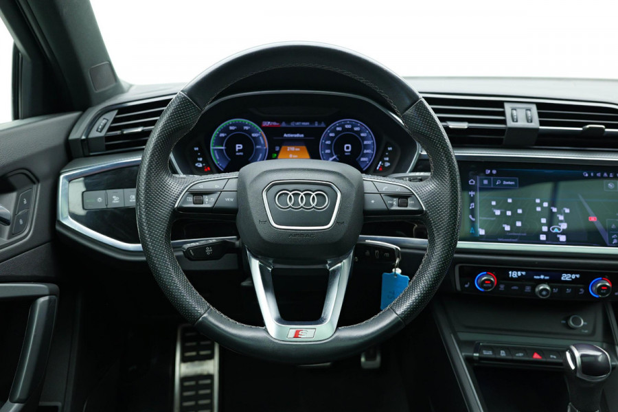 Audi Q3 Sportback 45 TFSI e 3x S-Line |Pano|Camera|Dodehoek|