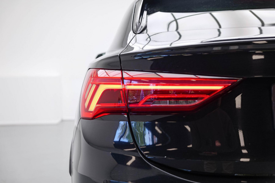 Audi Q3 Sportback 45 TFSI e 3x S-Line |Pano|Camera|Dodehoek|