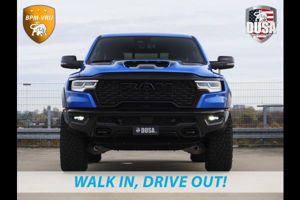 Dodge Ram | RHO | 3.0L Twin-Turbo I6 | 4x4 | Crew Cab | Black Edition | Panoramadak | 14,4-inch Touchscreen | Passenger Display | Getoonde accessoires zijn verkrijgbaar tegen meerprijs