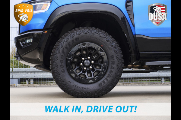 Dodge Ram | RHO | 3.0L Twin-Turbo I6 | 4x4 | Crew Cab | Black Edition | Panoramadak | 14,4-inch Touchscreen | Passenger Display | Getoonde accessoires zijn verkrijgbaar tegen meerprijs