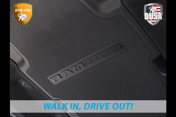 Dodge Ram | RHO | 3.0L Twin-Turbo I6 | 4x4 | Crew Cab | Black Edition | Panoramadak | 14,4-inch Touchscreen | Passenger Display | Getoonde accessoires zijn verkrijgbaar tegen meerprijs