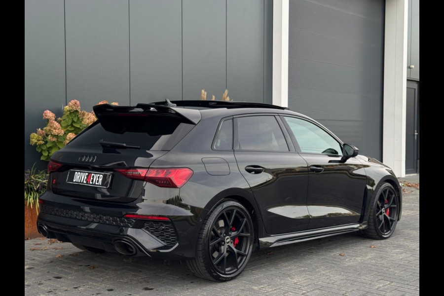 Audi RS3 Sportback 2.5 TFSI RS 3 quatt. PANO HUD NAVI CAMERA SPORTVELGEN