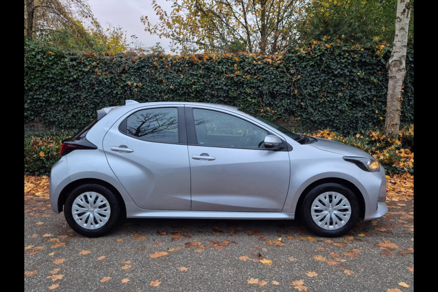 Toyota Yaris 1.5 Hybrid Active 1e EIG Automaat Camera Navi CarPlay BTW AUTO