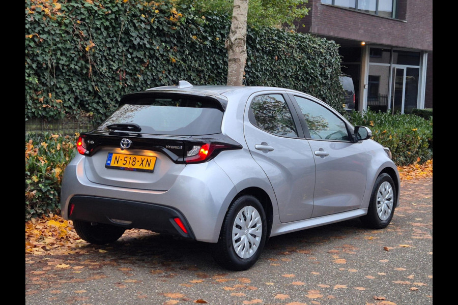 Toyota Yaris 1.5 Hybrid Active 1e EIG Automaat Camera Navi CarPlay BTW AUTO