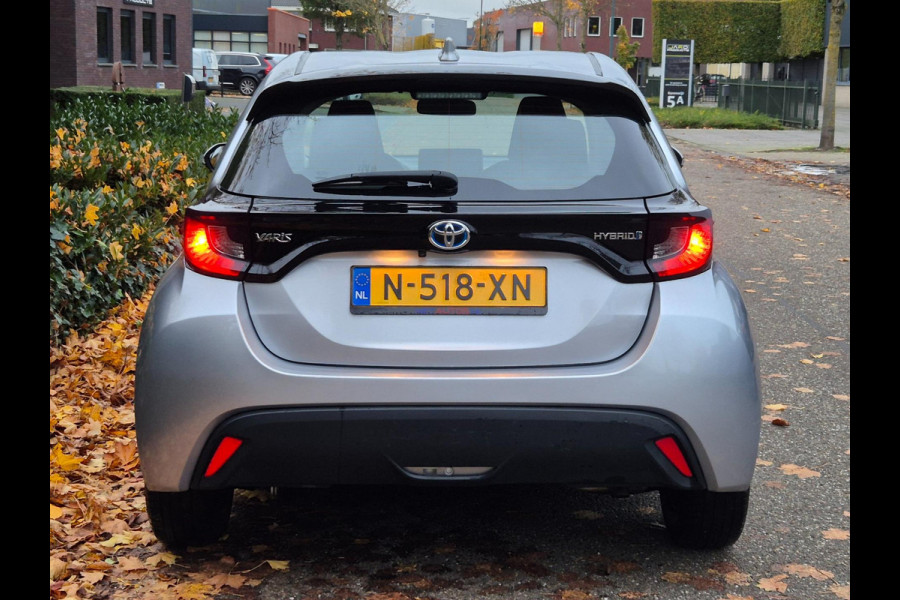 Toyota Yaris 1.5 Hybrid Active 1e EIG Automaat Camera Navi CarPlay BTW AUTO