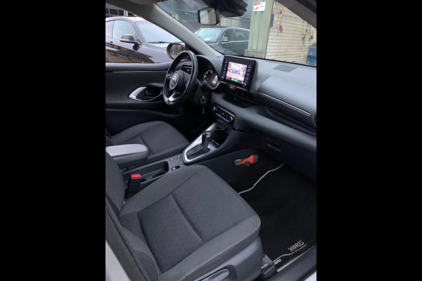 Toyota Yaris 1.5 Hybrid Active 1e EIG Automaat Camera Navi CarPlay BTW AUTO