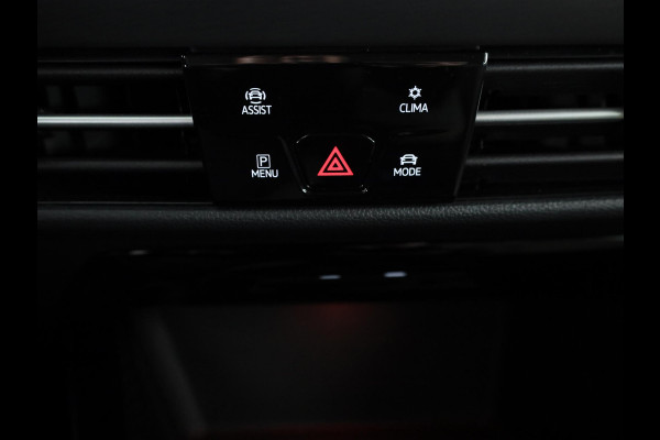 Volkswagen Golf 1.4 eHybrid Style 204 pk Automaat (DSG) | Navigatie | Parkeersensoren | Autom. airco (3 zones) | Stoelverwarming | LED koplampen |