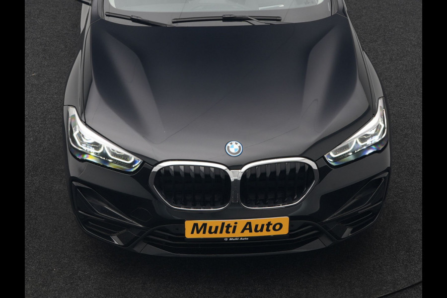 BMW X1 xDrive25e Sportline Plug In Hybrid 221pk Dealer O.H PHEV | Trekhaak Afn. | Head Up | Adaptive Cruise | Camera | Lederen Sportstoelen Verwarmd | M Sportstuur | Navigatie | DAB | 18"L.M |
