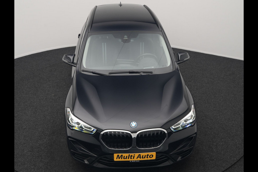 BMW X1 xDrive25e Sportline Plug In Hybrid 221pk Dealer O.H PHEV | Trekhaak Afn. | Head Up | Adaptive Cruise | Camera | Lederen Sportstoelen Verwarmd | M Sportstuur | Navigatie | DAB | 18"L.M |