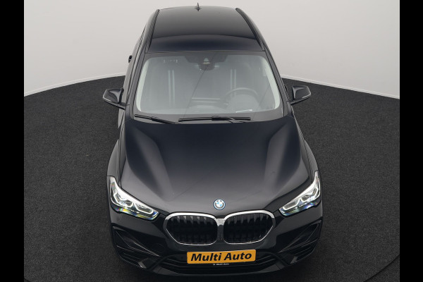 BMW X1 xDrive25e Sportline Plug In Hybrid 221pk Dealer O.H PHEV | Trekhaak Afn. | Head Up | Adaptive Cruise | Camera | Lederen Sportstoelen Verwarmd | M Sportstuur | Navigatie | DAB | 18"L.M |