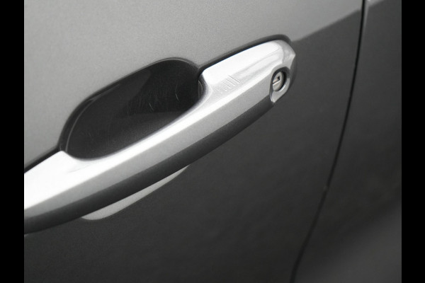 Ford Kuga 2.5 Titanium Plug In Hybrid 225pk Dealer O.H. PHEV | Panodak | Trekhaak Afneembaar | Adaptive Cruise | 360 Camera | Bang&Olufsen | Sportstoelen & Stuur Verwarmd | Keyless | Blis | Navigatie | DAB |