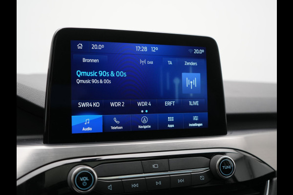 Ford Kuga 2.5 Titanium Plug In Hybrid 225pk Dealer O.H. PHEV | Panodak | Trekhaak Afneembaar | Adaptive Cruise | 360 Camera | Bang&Olufsen | Sportstoelen & Stuur Verwarmd | Keyless | Blis | Navigatie | DAB |