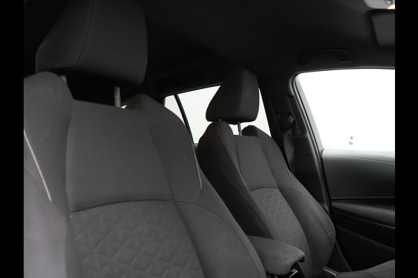 Toyota Corolla Touring Sports 2.0 Hybrid Dynamic 180pk Dealer O.H. | Adaptive Cruise | Camera | Sportstoelen & Stuur Verwarmd | Apple Carplay | Keyless | Blis | Navigatie | DAB |