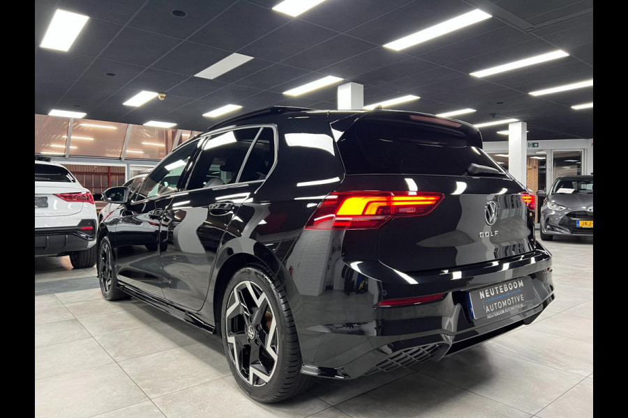 Volkswagen Golf 8.5 1.5 eTSI R-Line | CAMERA | LED | PANO |