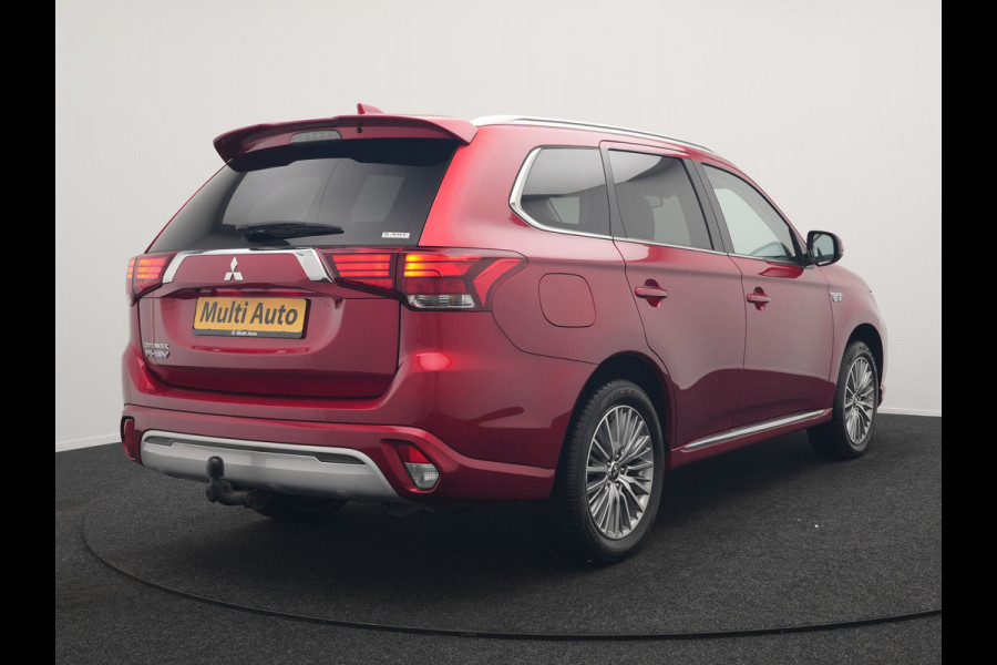 Mitsubishi Outlander 2.4 PHEV Intense Plug In Hybrid 225pk Dealer O.H PHEV | Trekhaak | Camera | Lederen Sportstoelen Verwarmd | Navigatie | Keyless | Android Auto | DAB |