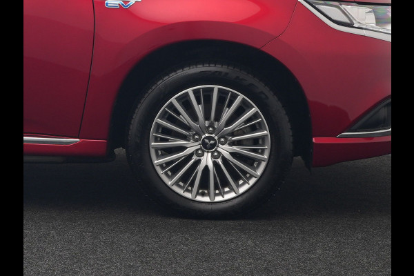 Mitsubishi Outlander 2.4 PHEV Intense Plug In Hybrid 225pk Dealer O.H PHEV | Trekhaak | Camera | Lederen Sportstoelen Verwarmd | Navigatie | Keyless | Android Auto | DAB |