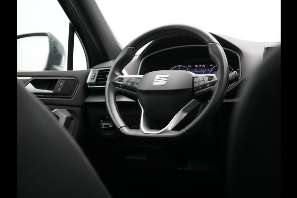 Seat Tarraco 1.4 TSI e-Hybrid Xcellence Plug In Hybrid 245pk Dealer O.H PHEV | Trekhaak Af Fabriek | Panodak | Adaptive Cruise | 360 Camera | Lederen Sportstoelen Memory & Verwarmd | Apple Carplay | Virtual | Stuur Verwarmd | Blis | Navigatie | DAB | 20"L.M |