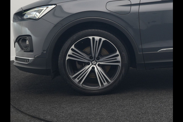 Seat Tarraco 1.4 TSI e-Hybrid Xcellence Plug In Hybrid 245pk Dealer O.H PHEV | Trekhaak Af Fabriek | Panodak | Adaptive Cruise | 360 Camera | Lederen Sportstoelen Memory & Verwarmd | Apple Carplay | Virtual | Stuur Verwarmd | Blis | Navigatie | DAB | 20"L.M |
