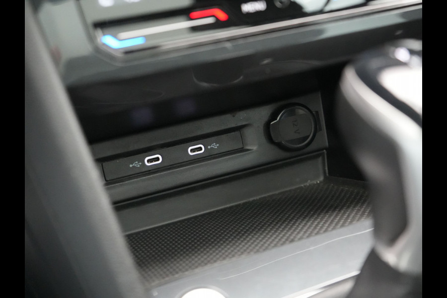 Seat Tarraco 1.4 TSI e-Hybrid Xcellence Plug In Hybrid 245pk Dealer O.H PHEV | Trekhaak Af Fabriek | Panodak | Adaptive Cruise | 360 Camera | Lederen Sportstoelen Memory & Verwarmd | Apple Carplay | Virtual | Stuur Verwarmd | Blis | Navigatie | DAB | 20"L.M |