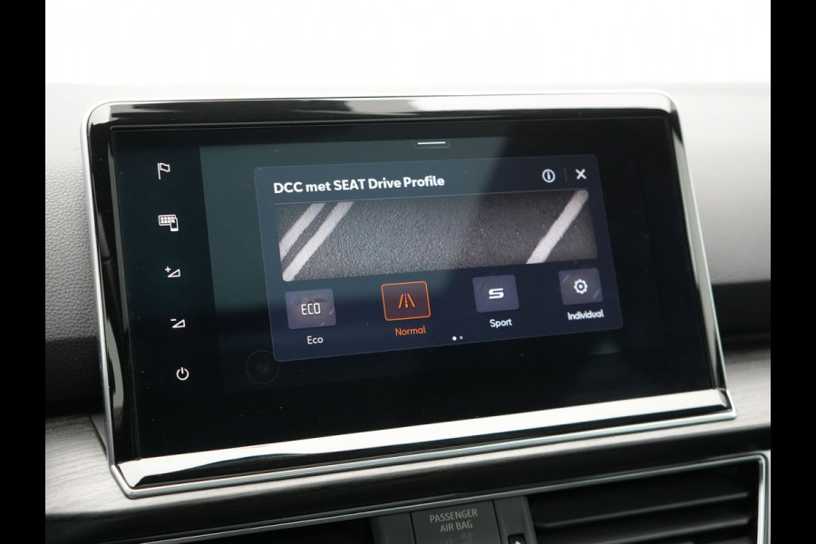 Seat Tarraco 1.4 TSI e-Hybrid Xcellence Plug In Hybrid 245pk Dealer O.H PHEV | Trekhaak Af Fabriek | Panodak | Adaptive Cruise | 360 Camera | Lederen Sportstoelen Memory & Verwarmd | Apple Carplay | Virtual | Stuur Verwarmd | Blis | Navigatie | DAB | 20"L.M |