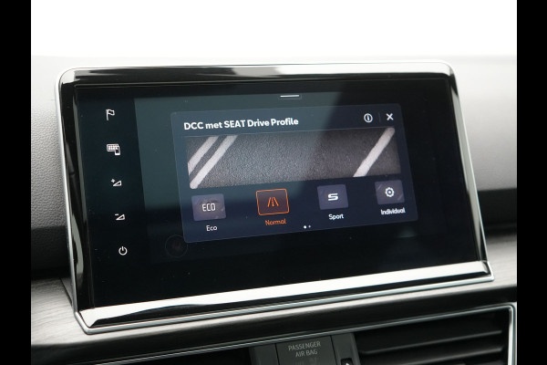 Seat Tarraco 1.4 TSI e-Hybrid Xcellence Plug In Hybrid 245pk Dealer O.H PHEV | Trekhaak Af Fabriek | Panodak | Adaptive Cruise | 360 Camera | Lederen Sportstoelen Memory & Verwarmd | Apple Carplay | Virtual | Stuur Verwarmd | Blis | Navigatie | DAB | 20"L.M |