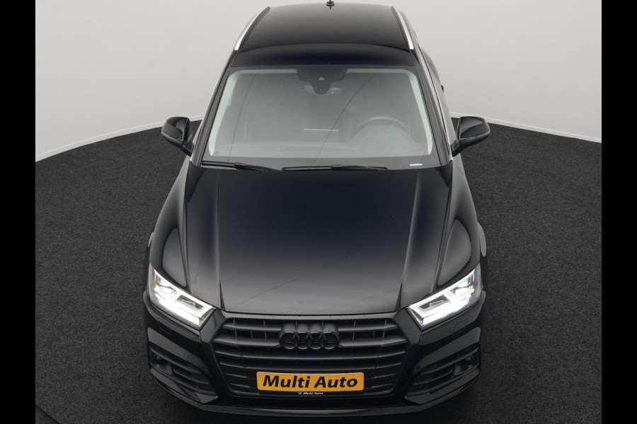 Audi Q5 50 TFSI e quattro S Line Plug In Hybrid 299pk Dealer O.H PHEV | Luchtvering | Trekhaak Af Fabriek | Adaptive Cruise | Camera | Virtual | Apple Carplay | Alcantara Sportstoelen Verwarmd | Keyless | Navigatie | DAB |