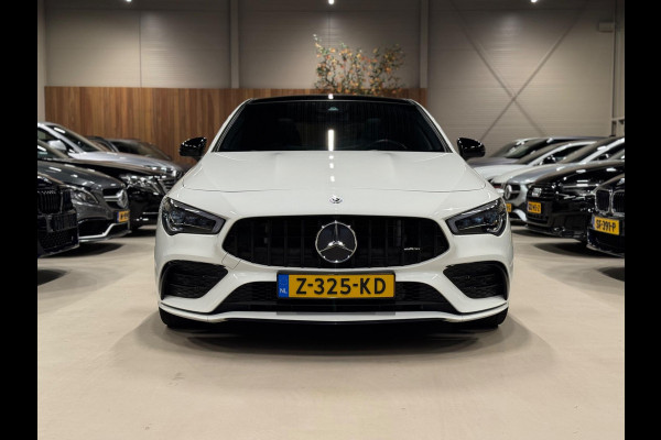 Mercedes-Benz CLA-Klasse 35 AMG 4MATIC Premium Plus, Pano, Night, Matrix Led, Ambiënte Light, Widescreen, Cam, PDC, Dealer Onderhouden