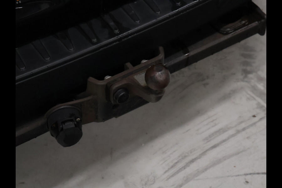 Ford Transit Custom 300 2.0 TDCI L2H1 Trend DC [5-ZITS, TREKHAAK, CAMERA, APPLE CARPLAY, ANDROID AUTO, CRUISE CONTROL, STOELVERWARMING, AIRCONDITIONING, NAVIGATIE, NIEUWSTAAT]