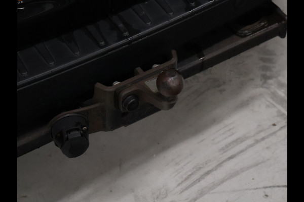 Ford Transit Custom 300 2.0 TDCI L2H1 Trend DC [5-ZITS, TREKHAAK, CAMERA, APPLE CARPLAY, ANDROID AUTO, CRUISE CONTROL, STOELVERWARMING, AIRCONDITIONING, NAVIGATIE, NIEUWSTAAT]