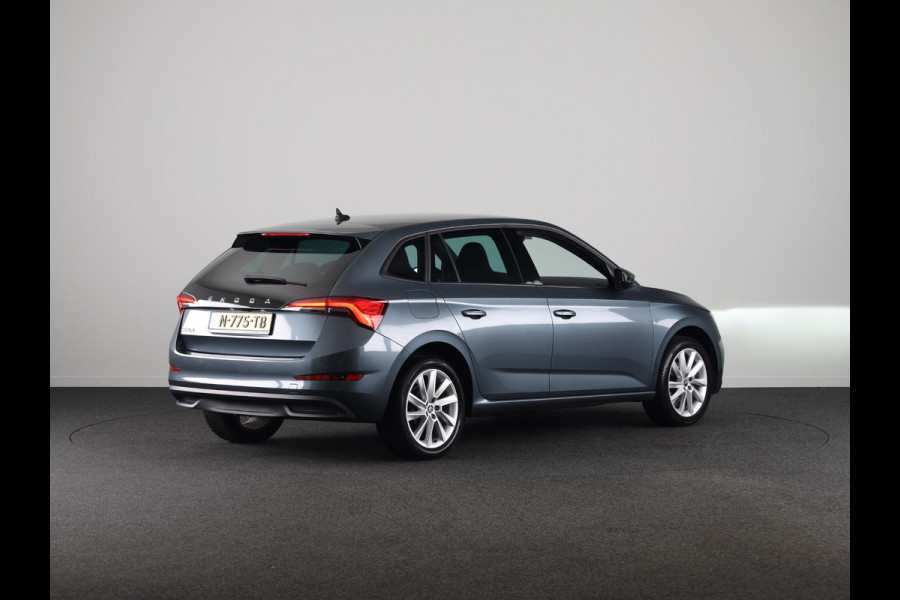 Škoda SCALA 1.0 TSI Sport Business 110 pk Automaat (DSG) | Navigatie | Parkeersensoren achter | Achteruitrijcamera | Adaptieve cruise control | Full LED koplampen | Voll. digitaal instrumentenpaneel |