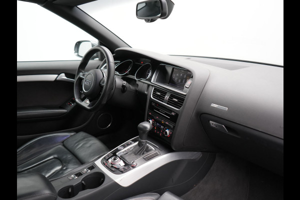 Audi A5 Cabriolet 1.8 TFSI S Line Automaat 177pk Dealer O.H | S Line Interieur & Exterieur | Bang & Olufsen | Cruise Control | Lederen Sportstoelen Verwarmd | Nekverwarming | 19" L.M | Navigatie | DAB |