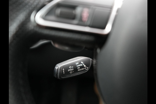 Audi A5 Cabriolet 1.8 TFSI S Line Automaat 177pk Dealer O.H | S Line Interieur & Exterieur | Bang & Olufsen | Cruise Control | Lederen Sportstoelen Verwarmd | Nekverwarming | 19" L.M | Navigatie | DAB |