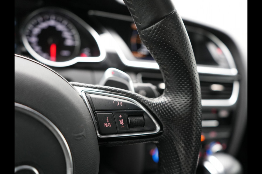 Audi A5 Cabriolet 1.8 TFSI S Line Automaat 177pk Dealer O.H | S Line Interieur & Exterieur | Bang & Olufsen | Cruise Control | Lederen Sportstoelen Verwarmd | Nekverwarming | 19" L.M | Navigatie | DAB |