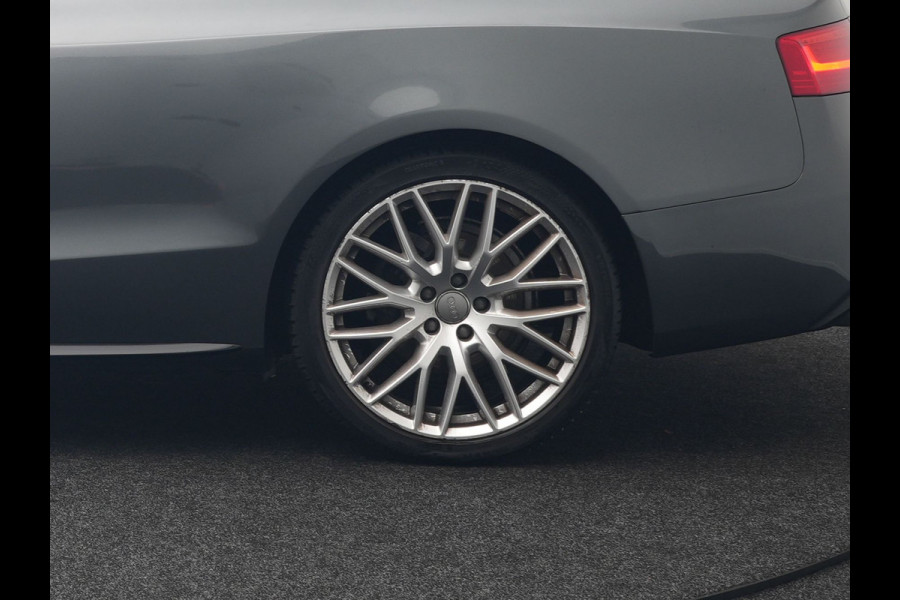 Audi A5 Cabriolet 1.8 TFSI S Line Automaat 177pk Dealer O.H | S Line Interieur & Exterieur | Bang & Olufsen | Cruise Control | Lederen Sportstoelen Verwarmd | Nekverwarming | 19" L.M | Navigatie | DAB |