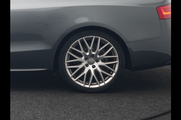 Audi A5 Cabriolet 1.8 TFSI S Line Automaat 177pk Dealer O.H | S Line Interieur & Exterieur | Bang & Olufsen | Cruise Control | Lederen Sportstoelen Verwarmd | Nekverwarming | 19" L.M | Navigatie | DAB |