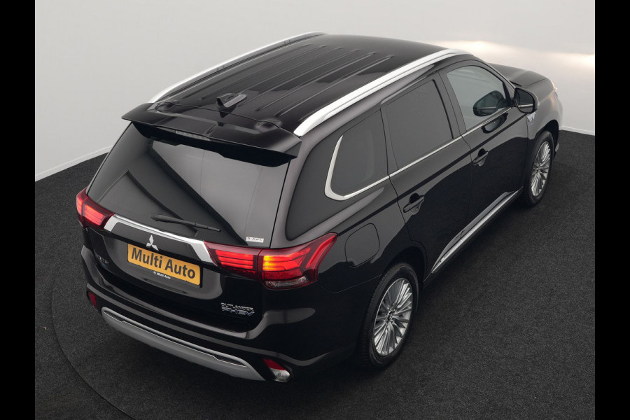 Mitsubishi Outlander 2.4 Intense Plug In Hybrid 225pk Dealer O.H PHEV | Trekhaak Afneembaar | Alcantara Sportstoelen Verwarmd | Camera | Apple Carplay | Keyless | DAB |