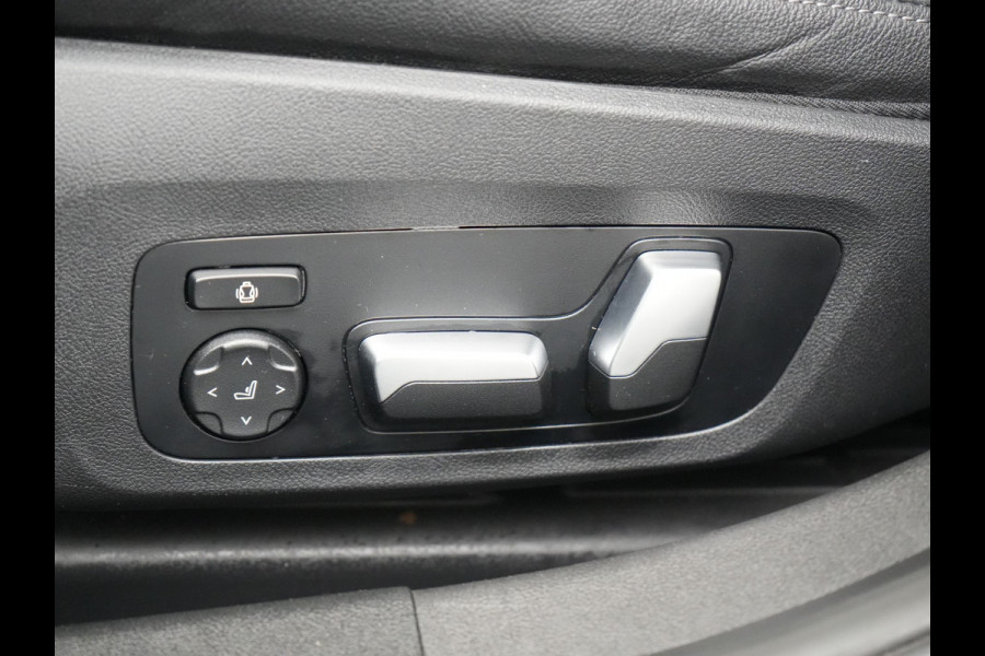 BMW 3 Serie Touring 330e xDrive Sportline Plug In Hybrid 293pk Dealer O.H. PHEV | Panodak | Head Up | Adaptive Cruise | Laser LED | Harman & Kardon | Lederen Sportstoelen Memory & Verwarmd | Sfeerverlichting | Virtual | Navigatie |