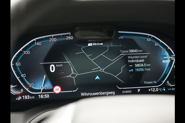 BMW 3 Serie Touring 330e xDrive Sportline Plug In Hybrid 293pk Dealer O.H. PHEV | Panodak | Head Up | Adaptive Cruise | Laser LED | Harman & Kardon | Lederen Sportstoelen Memory & Verwarmd | Sfeerverlichting | Virtual | Navigatie |
