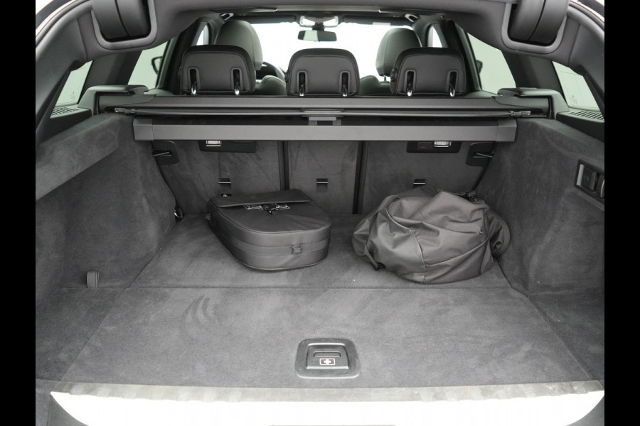 BMW 3 Serie Touring 330e xDrive Sportline Plug In Hybrid 293pk Dealer O.H. PHEV | Panodak | Head Up | Adaptive Cruise | Laser LED | Harman & Kardon | Lederen Sportstoelen Memory & Verwarmd | Sfeerverlichting | Virtual | Navigatie |