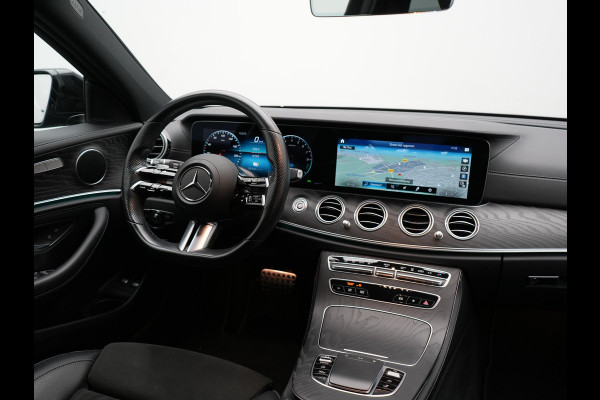 Mercedes-Benz E-Klasse Estate 300 e AMG Line Plug In Hybrid 320pk Dealer O.H PHEV | Alcantara Sportstoelen Verwarmd |  Widescreen Navi | Apple Carplay | BLIS | Sfeerverlichting | Camera |