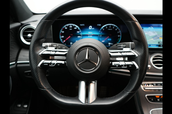 Mercedes-Benz E-Klasse Estate 300 e AMG Line Plug In Hybrid 320pk Dealer O.H PHEV | Alcantara Sportstoelen Verwarmd |  Widescreen Navi | Apple Carplay | BLIS | Sfeerverlichting | Camera |