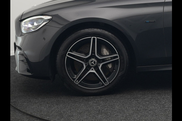 Mercedes-Benz E-Klasse Estate 300 e AMG Line Plug In Hybrid 320pk Dealer O.H PHEV | Alcantara Sportstoelen Verwarmd |  Widescreen Navi | Apple Carplay | BLIS | Sfeerverlichting | Camera |