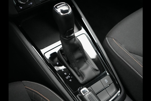 Škoda Kamiq 1.0 TSI Style 111pk Dealer O.H | Apple Carplay | Voorstoelen Verwarmd | Cruise Control | DAB | 17 "L.M |