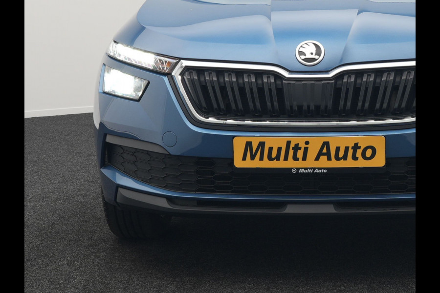 Škoda Kamiq 1.0 TSI Style 111pk Dealer O.H | Apple Carplay | Voorstoelen Verwarmd | Cruise Control | DAB | 17 "L.M |