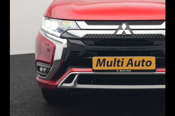 Mitsubishi Outlander 2.4 Intense+ Plug In Hybrid 225pk Dealer O.H PHEV | 360 Camera | Lederen Sportstoelen Verwarmd | Keyless | Navigatie | Stuur Verwarmd | Cruise Control | Blis | DAB |