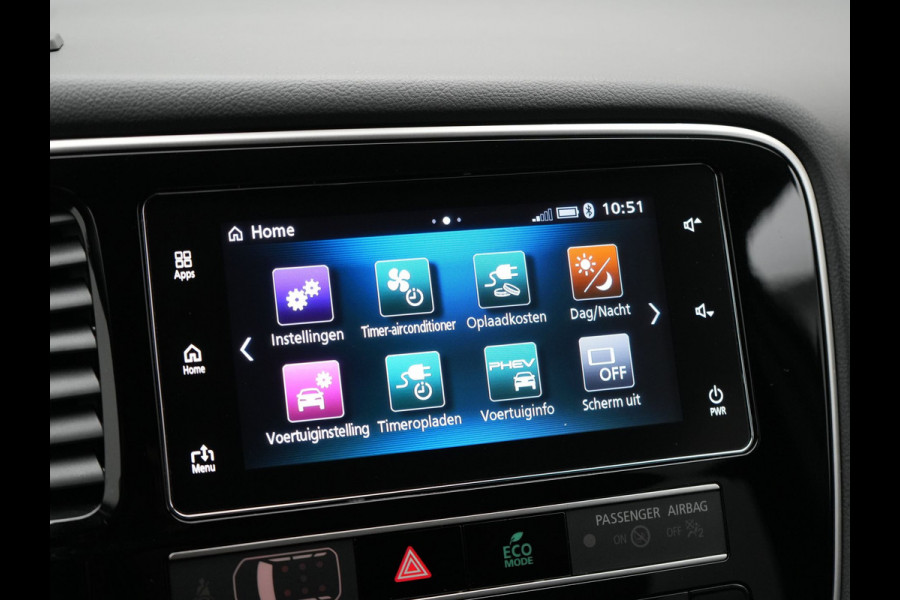 Mitsubishi Outlander 2.4 Intense+ Plug In Hybrid 225pk Dealer O.H PHEV | 360 Camera | Lederen Sportstoelen Verwarmd | Keyless | Navigatie | Stuur Verwarmd | Cruise Control | Blis | DAB |