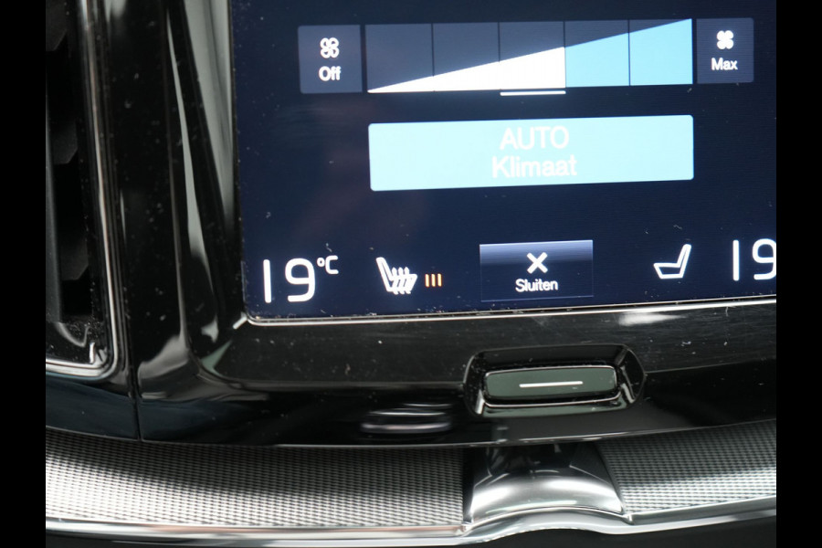 Volvo XC60 T8 Twin Engine AWD R-Design Plug in Hybrid 391pk PHEV | Trekhaak af Fabriek | Panodak | Pilot Assist | Adaptive Cruise | 360 Camera | Carplay | Keyless |